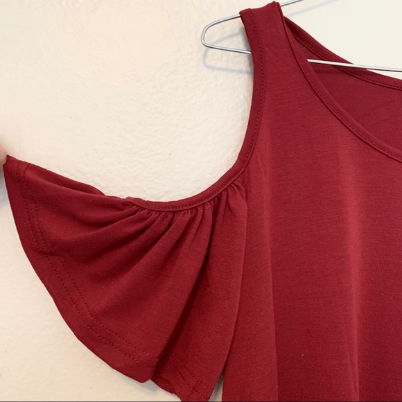 🎯Sale 5/$25 Burgundy cold shoulder dress!! - Picture 4 of 4